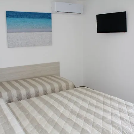 Apartment Modern Flat With Balcony Lignano Sabbiadoro